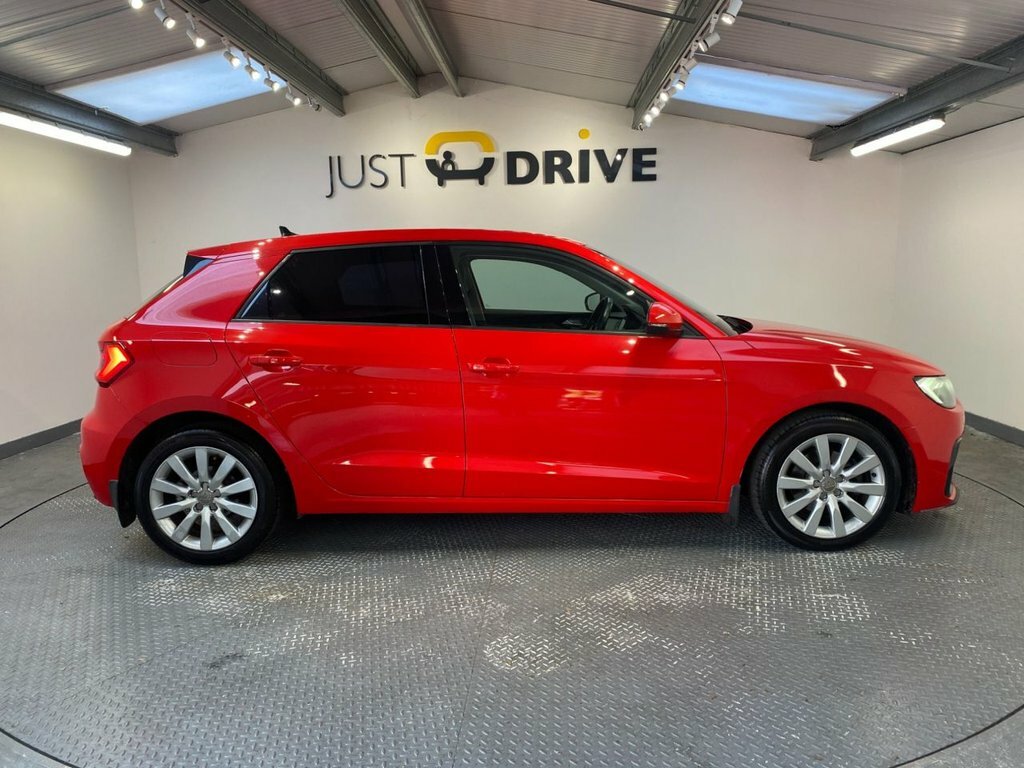 Audi A1 1L Sport Red #6