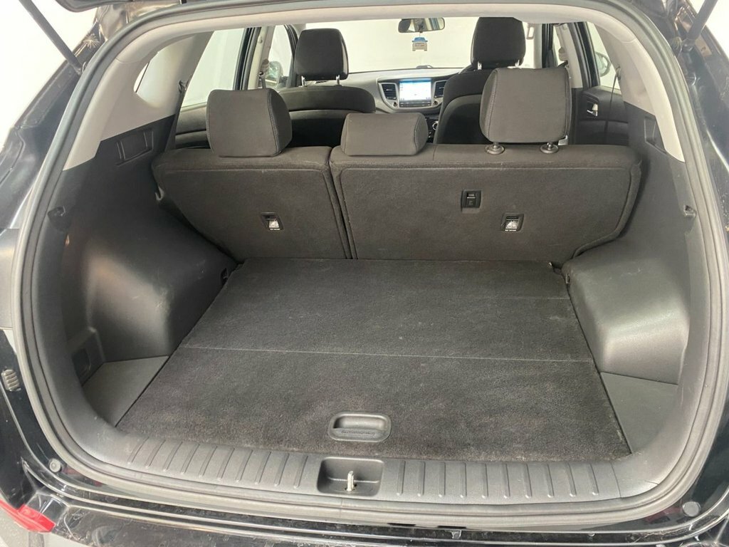 Hyundai Tucson Crdi Blue Drive Se Nav Black #26