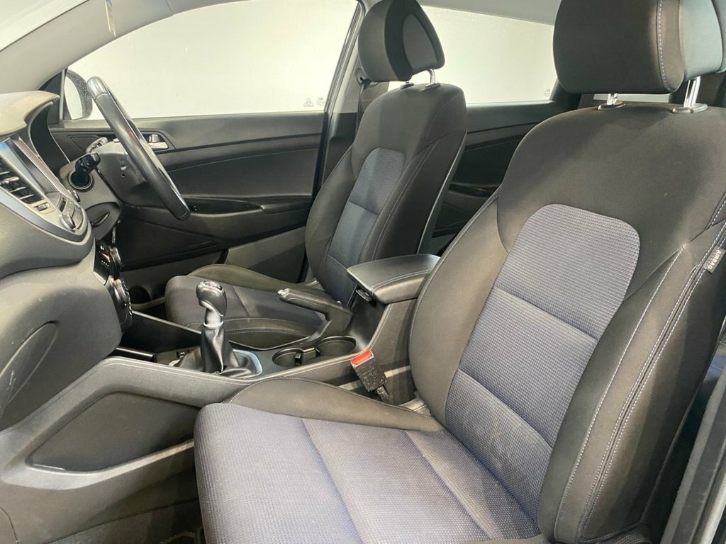 Hyundai Tucson Crdi Blue Drive Se Nav Black #23