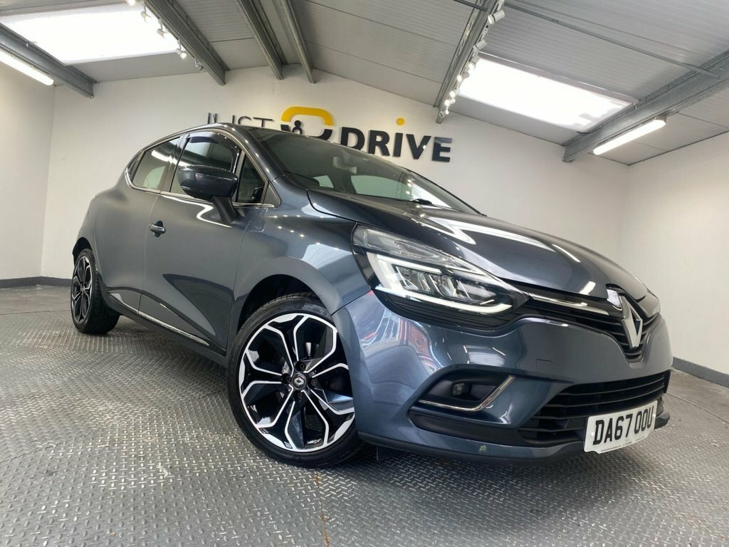 Renault Clio 0.9 Tce 90 Signature Nav Black #26