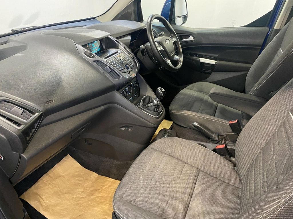 Ford Grand Tourneo Connect 2017 1.5 Tdci Titanium Mpv Powershift E Grey #26