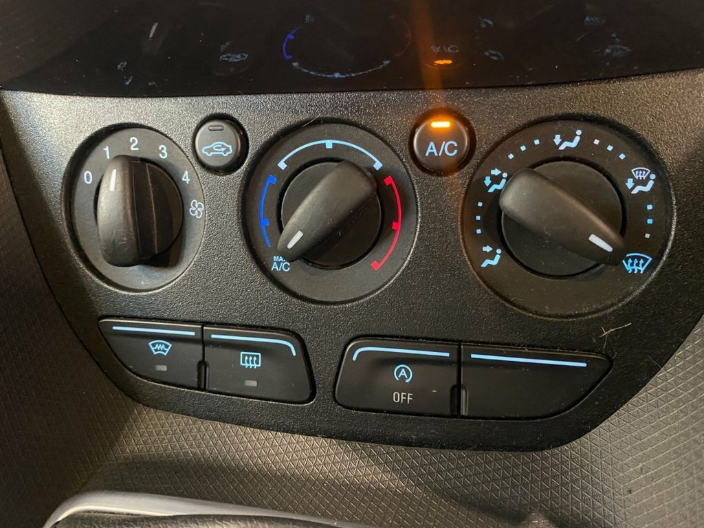 Ford Grand Tourneo Connect 2017 1.5 Tdci Titanium Mpv Powershift E Grey #18