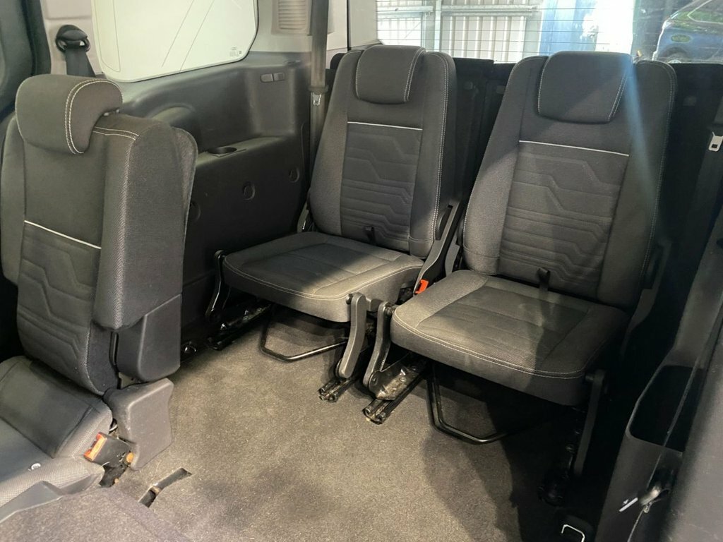Ford Grand Tourneo Connect 2017 1.5 Tdci Titanium Mpv Powershift E Grey #28