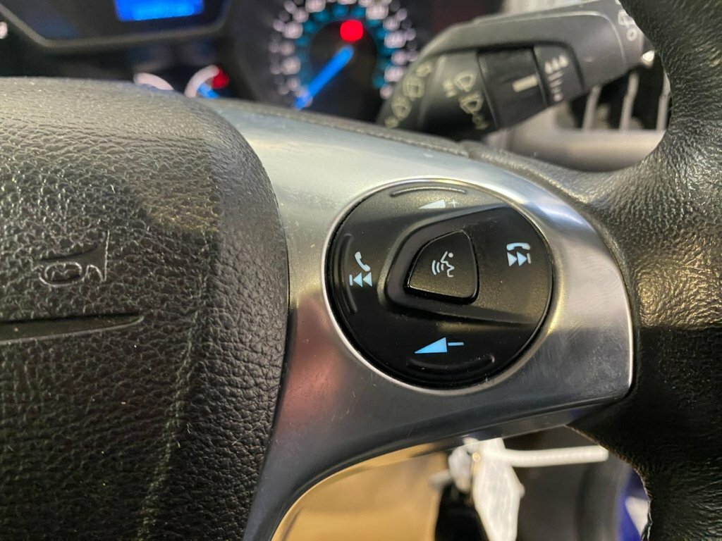 Ford Grand Tourneo Connect 2017 1.5 Tdci Titanium Mpv Powershift E Grey #23