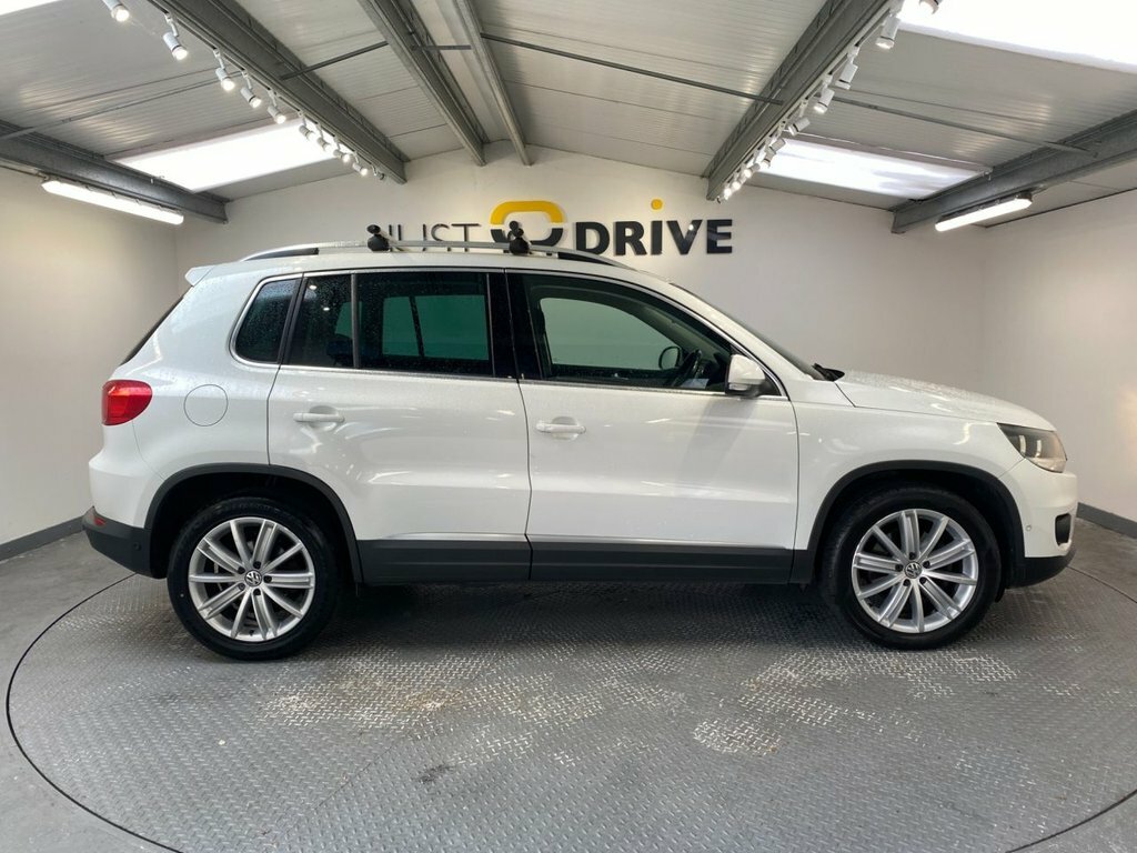 Volkswagen Tiguan 2L Match Edition White #6