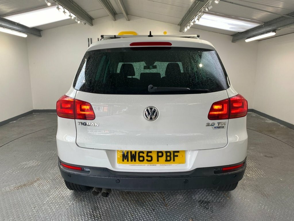 Volkswagen Tiguan 2L Match Edition White #4