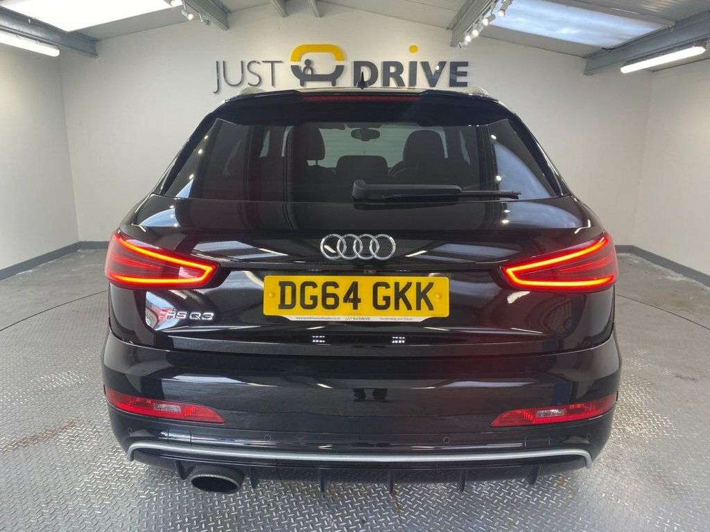 Audi RS Q3 Suv Black #4