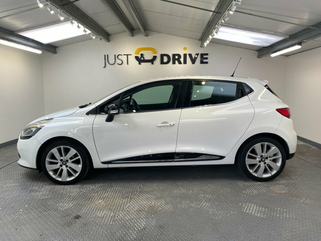 Renault Clio 1.5L Dynamique S Nav White #2