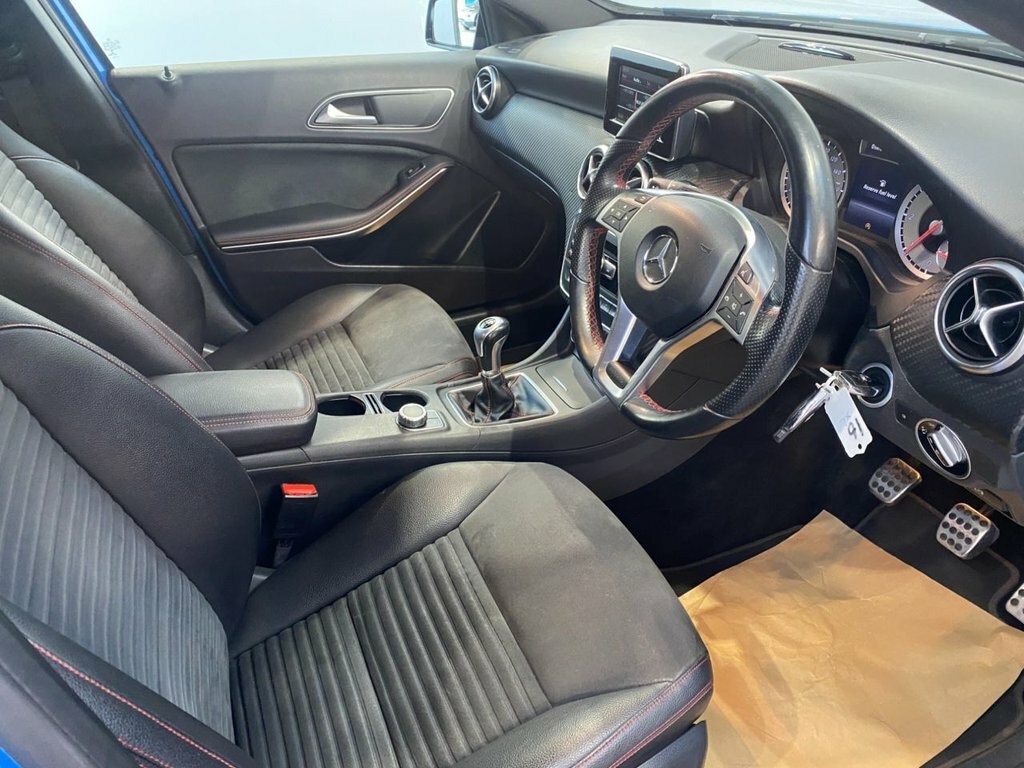 Mercedes-Benz A Class 1.6 A180 Sport 7G-dct Euro 6 Ss Blue #10