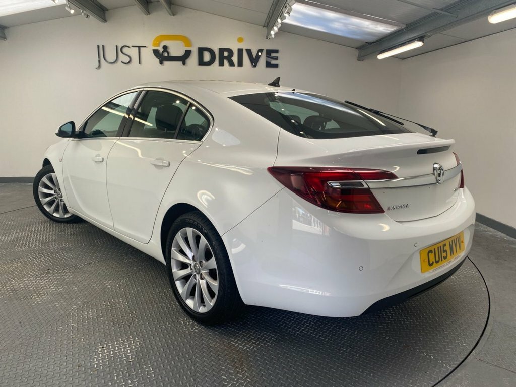 Vauxhall Insignia 2L Elite Nav White #3
