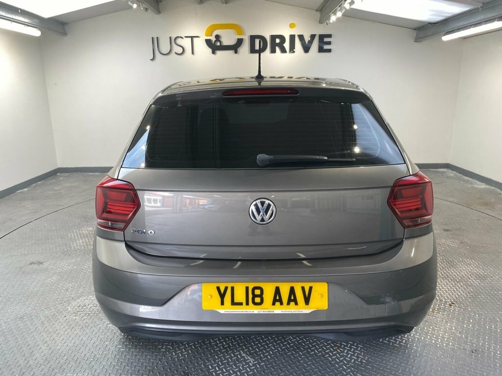 Volkswagen Polo 1L Se Grey #4