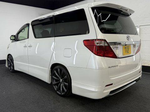 Toyota Alphard 2.4 240S White #2