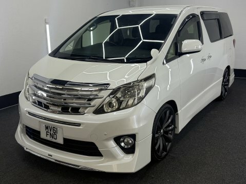 Toyota Alphard 2.4 240S White #3