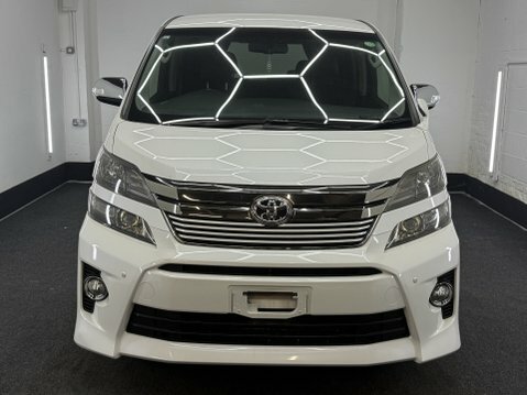 Toyota Vellfire 3.5 V6 4Wd White #2