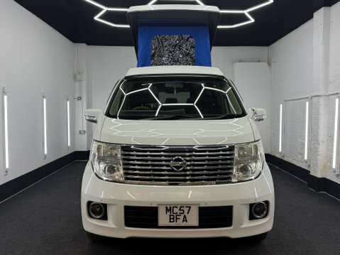Nissan Elgrand Highway Star 4Wd Camper 3.5 White #26