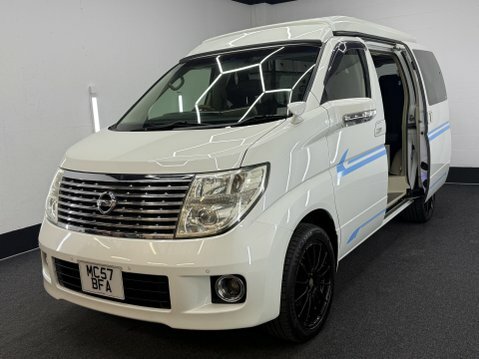 Nissan Elgrand 3.5 V6 Campervan White #6
