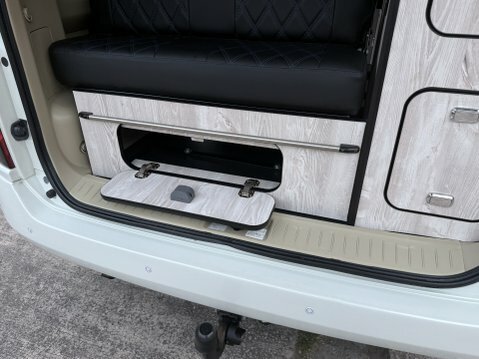 Nissan Elgrand Highway Star 4Wd Camper 3.5 White #52