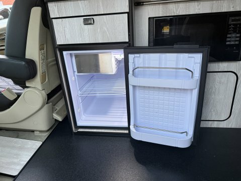Nissan Elgrand Highway Star 4Wd Camper 3.5 White #45