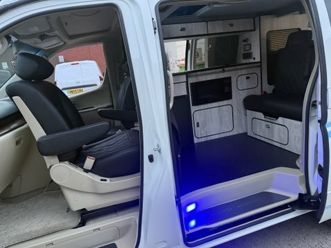 Nissan Elgrand Highway Star 4Wd Camper 3.5 White #54