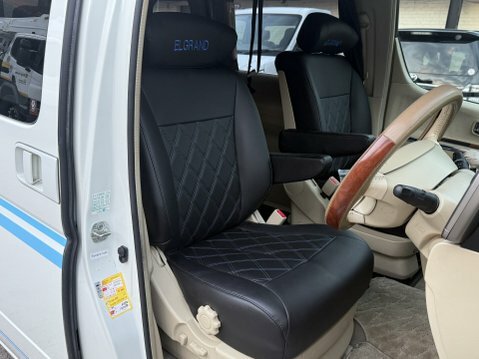 Nissan Elgrand Highway Star 4Wd Camper 3.5 White #32