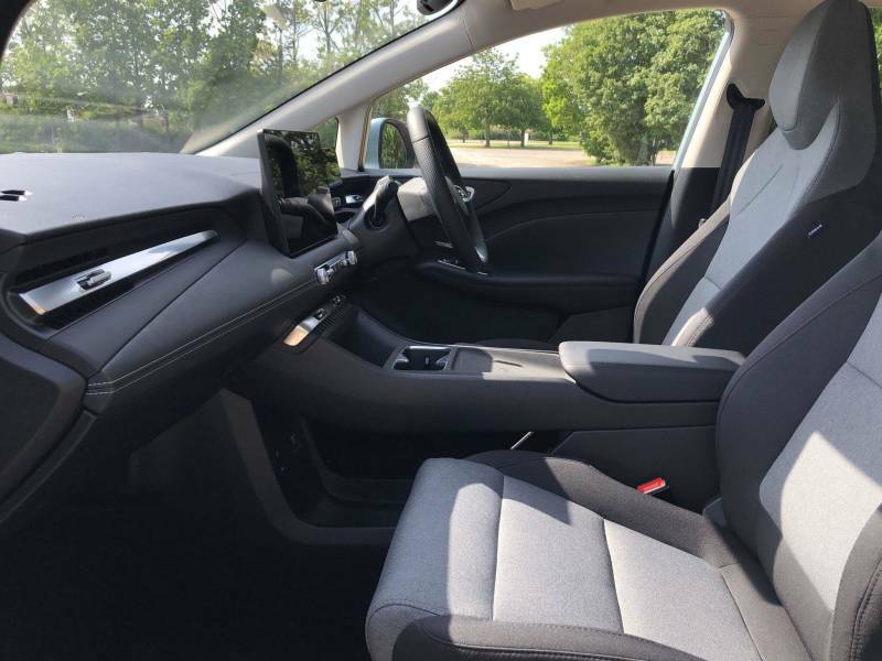 MG MG4 53.9Kwh Premium Long Range Hatchback Green #2