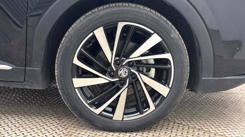 MG ZS 1.5 Hybrid Trophy Black #6