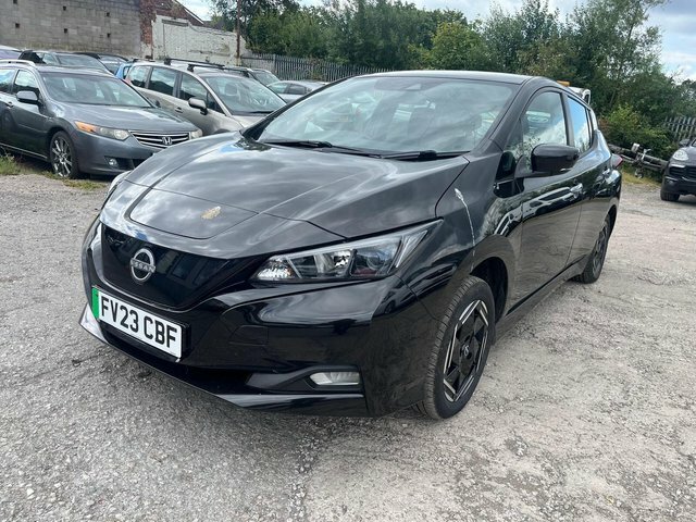 Nissan Leaf 39Kwh Acenta Black