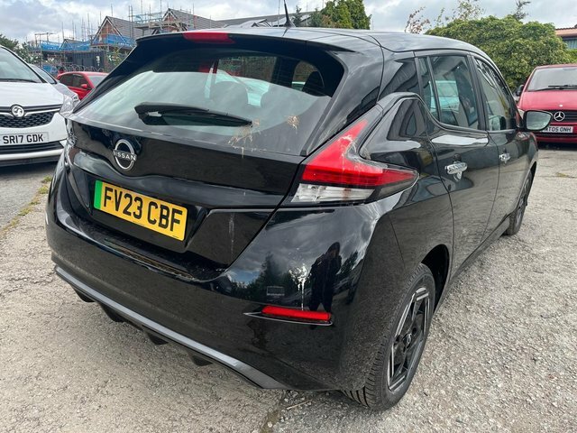 Nissan Leaf 39Kwh Acenta Black #3