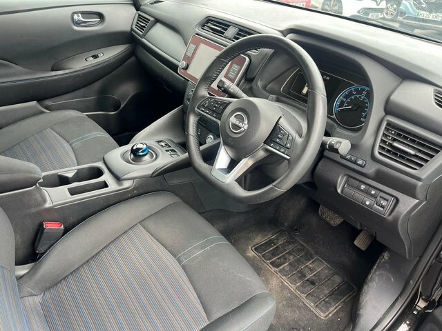 Nissan Leaf 39Kwh Acenta Black #4
