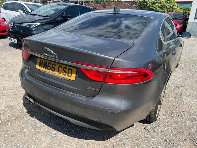Jaguar XF 2.0D Portfolio Euro 6 S S Grey #5