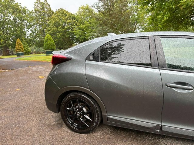 Honda Civic Honda Civic 1.4 I-vtec Sport Red #80