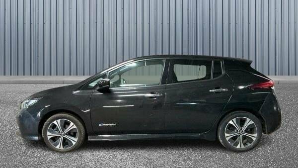 Nissan Leaf 40Kwh N-connecta Black #6