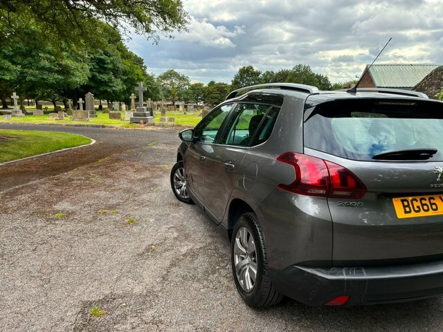 Peugeot 2008 1.2 Puretech Active Etg Euro 6 S S White #67
