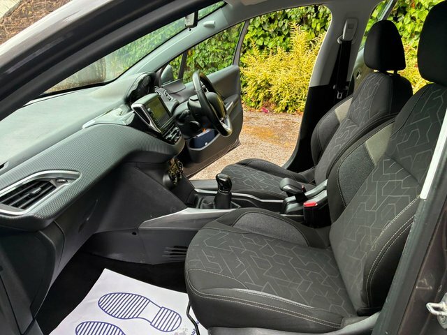 Peugeot 2008 1.2 Puretech Active Etg Euro 6 S S White #12