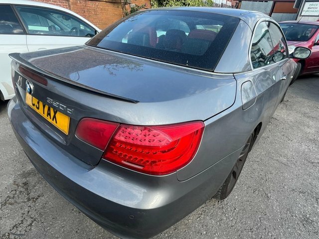 BMW 3 Series 2.0 320D Se Steptronic Euro 5 Red #2