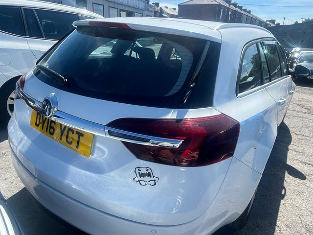 Vauxhall Insignia 1.6 Cdti Ecoflex Design Nav Sports Tourer Euro 6 White #4