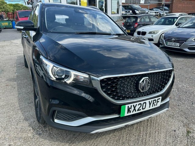 MG ZS 44.5Kwh Exclusive Black
