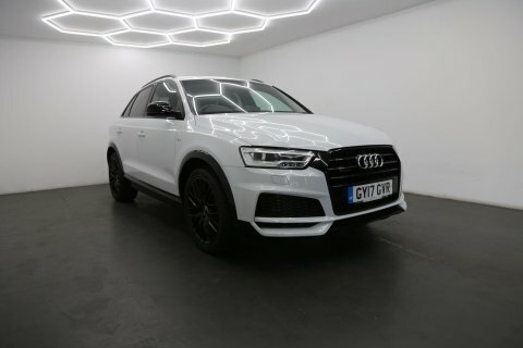 Audi Q3 2.0 Tdi Black GY17GVR White