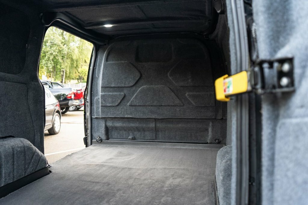 Ford Transit Custom 2.0 300 Ecoblue Limited Panel Van Manua YM18PBZ #6