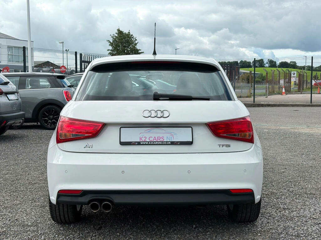 Audi A1 1.4 Tfsi Sport Nav FL68FEH White #6