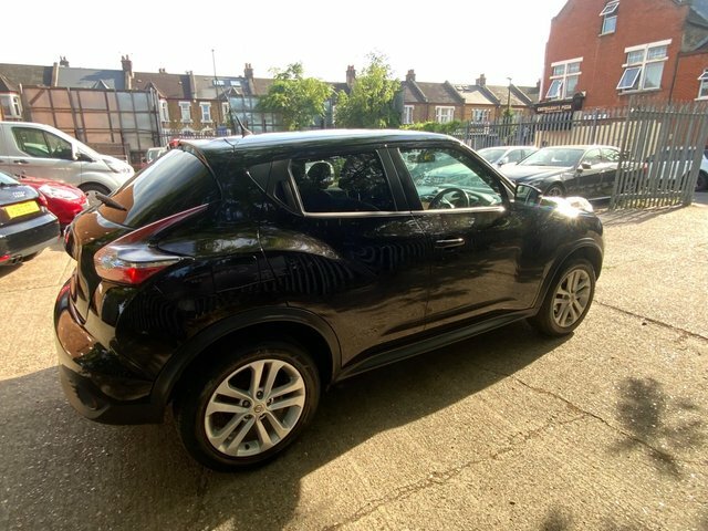 Nissan Juke 1.6 N-connecta Suv Black #10