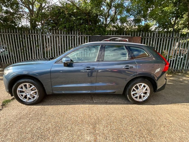 Volvo XC60 D4 Momentum Pro Blue #4