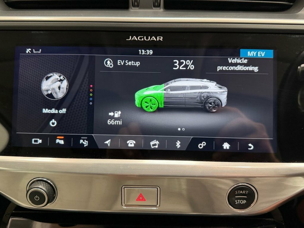 Jaguar I-Pace 294Kw Ev400 Hse 90Kwh 11Kw Charger Grey #40