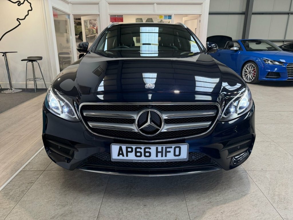 Mercedes-Benz E Class 2L Amg Line Blue #2