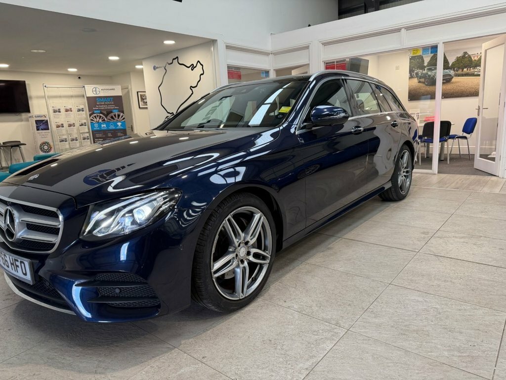 Mercedes-Benz E Class 2L Amg Line Blue #5