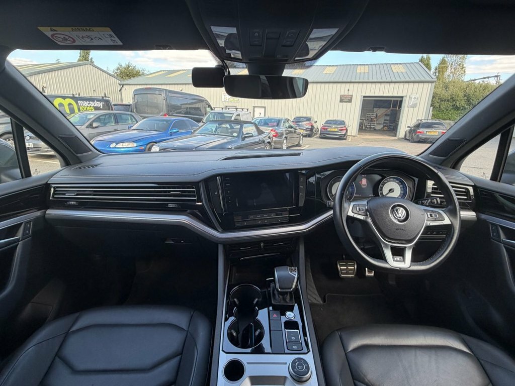 Volkswagen Touareg Grey #14