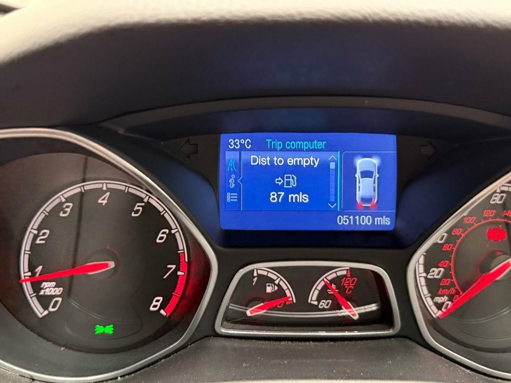 Ford Focus 2L St-2 White #6