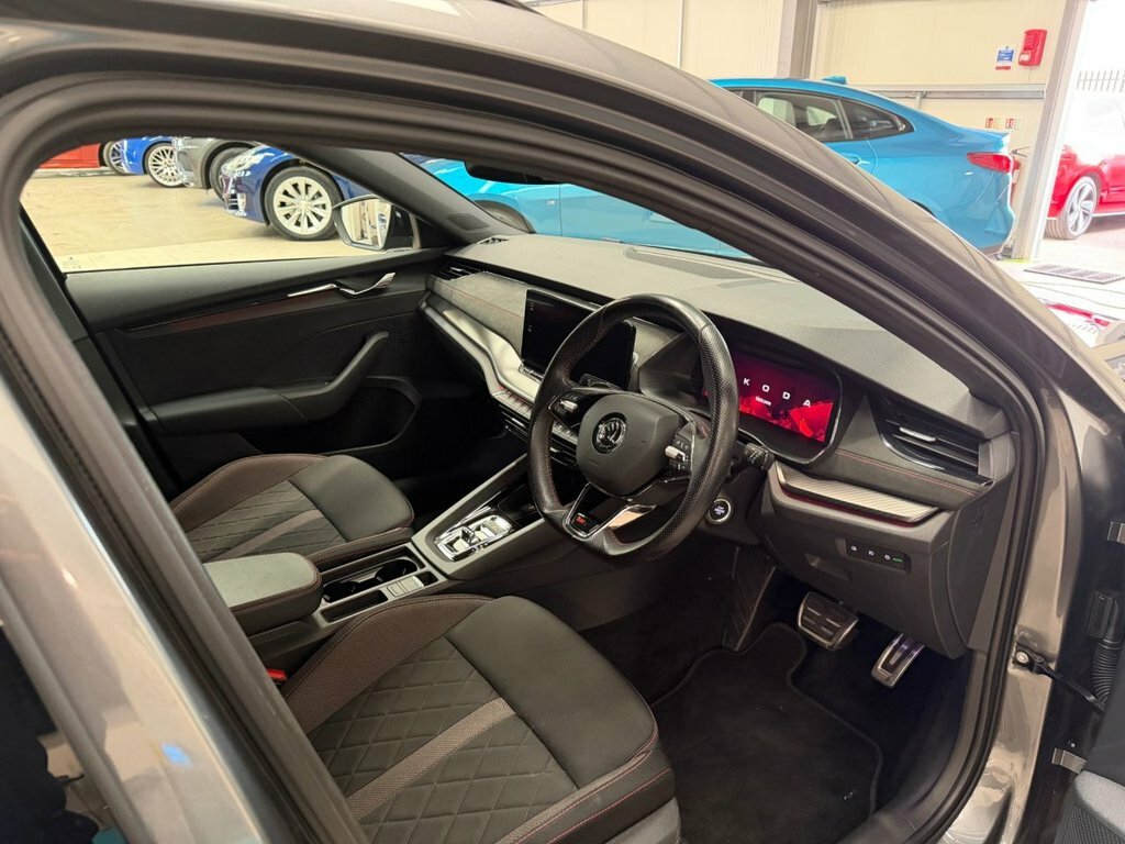 Skoda Octavia 2L Vrs Grey #3