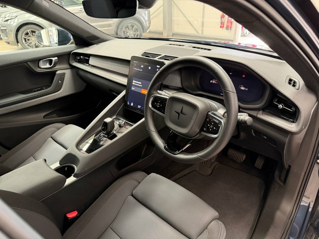 Polestar 2 Hatchback OW23KSY Black #3
