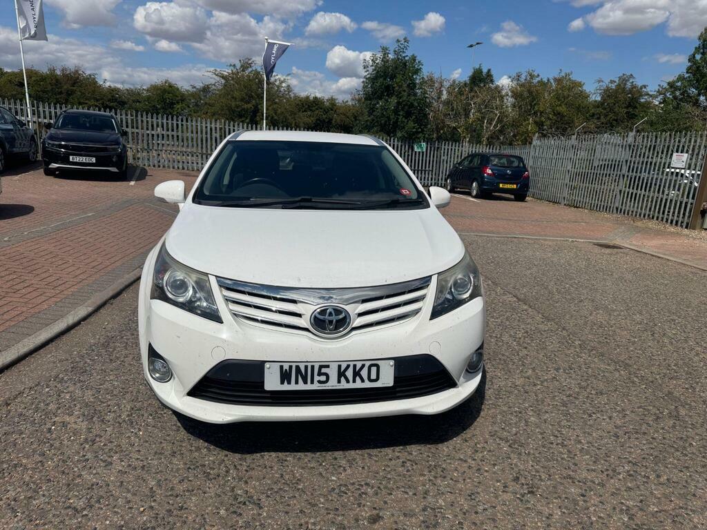 Toyota Avensis 2.0 D-4d Icon Business Edition Tourer Euro 5 White #2